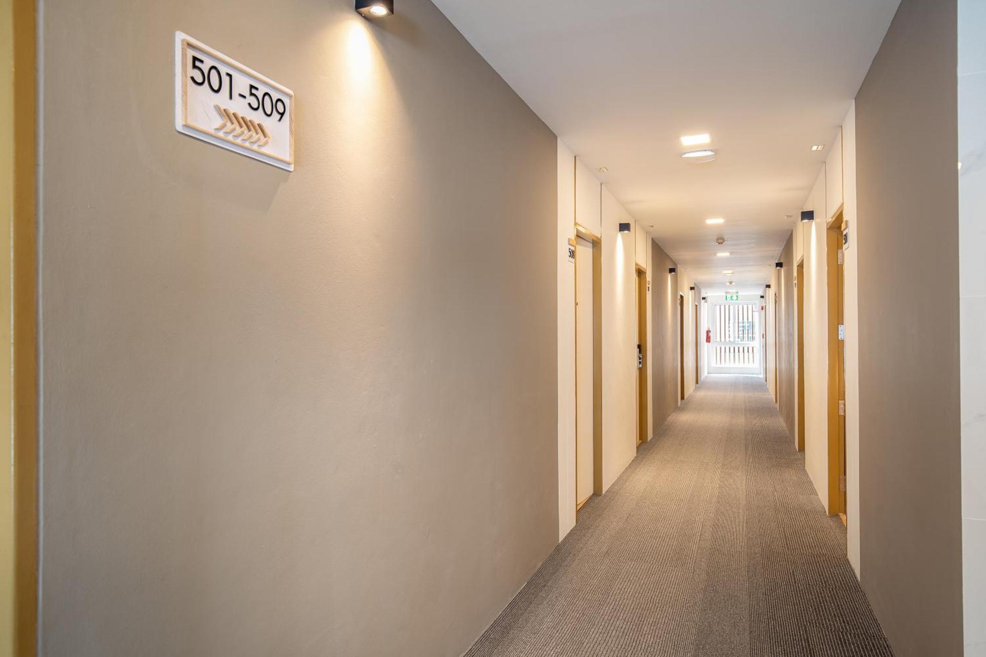 Diya Hotel Бангкок Экстерьер фото